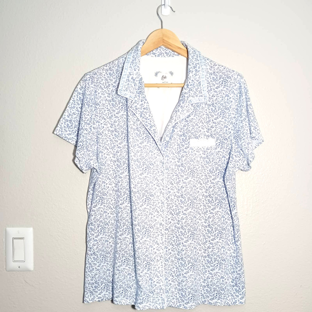 Aria Soft Collared Button Down 60% Cotton Blue Wh… - image 1